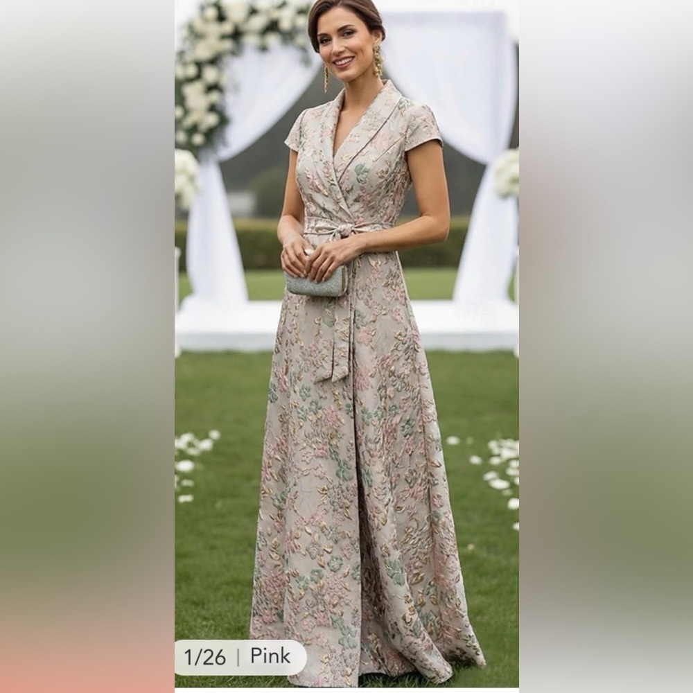 Floral Jacquard Wrap Maxi Dress in Soft Sage and Blush size 14.  NWOT
